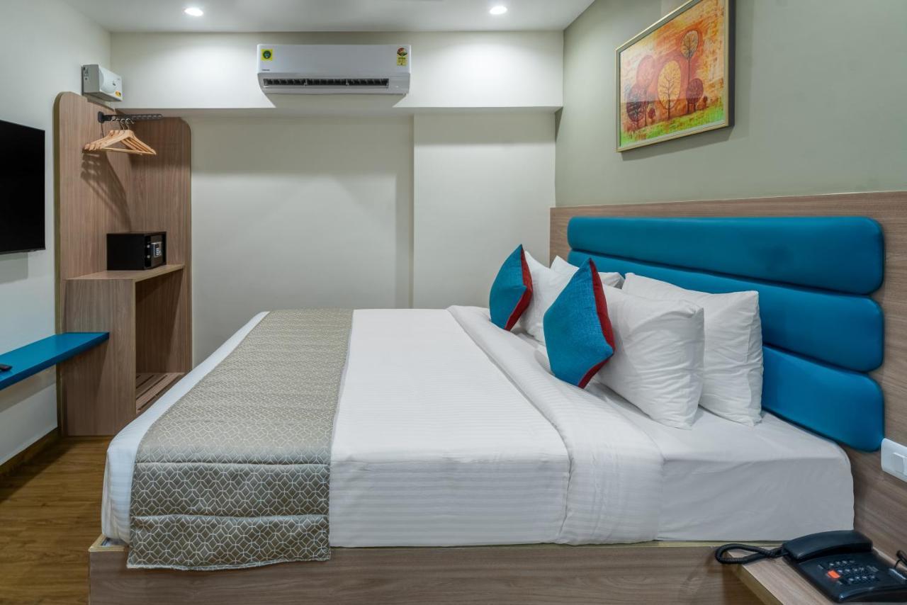 Viera Elite - Jubilee Hills Hotel Hyderabad Exterior foto
